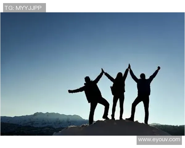 重庆网球队的拼搏历程与荣耀之路展现团结与奋斗精神